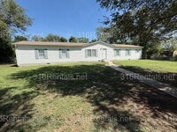 Building Photo - 800 W 81st St S
