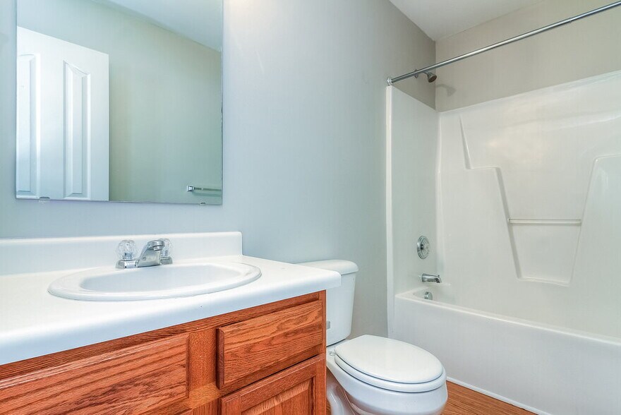 Building Photo - 523 Mountain Quail Dr