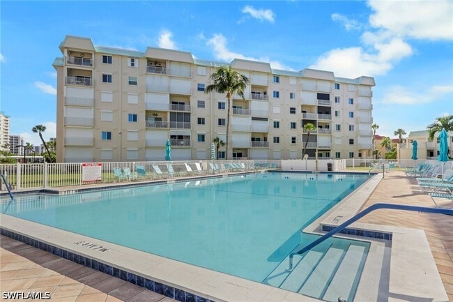 Building Photo - 7400 Estero Blvd