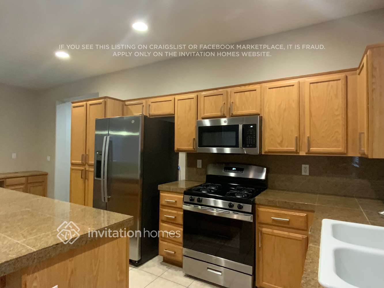 Building Photo - 1296 Cornet St