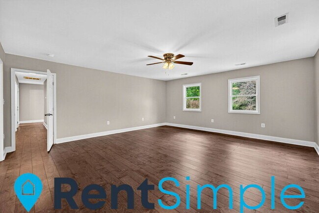 Building Photo - 16 Kidwell Ln