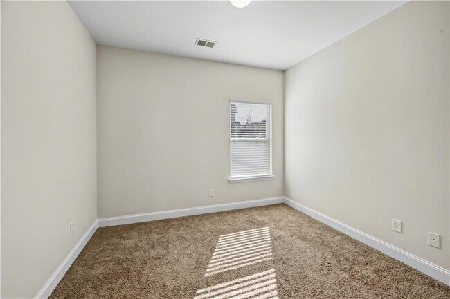 Building Photo - 5340 Rialto Way