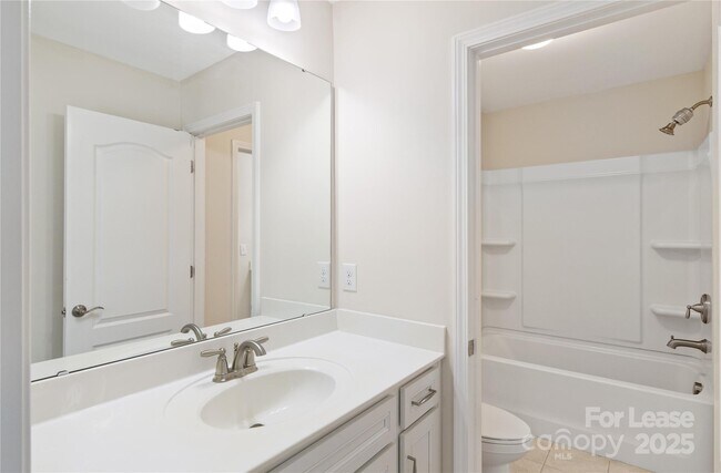 Building Photo - 4029 Spring Garden St