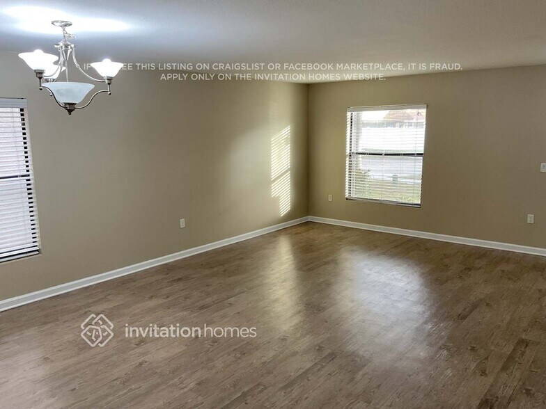 Building Photo - 710 Parnell Ave