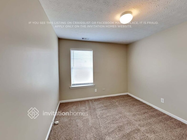 Building Photo - 4536 Parkway Cir