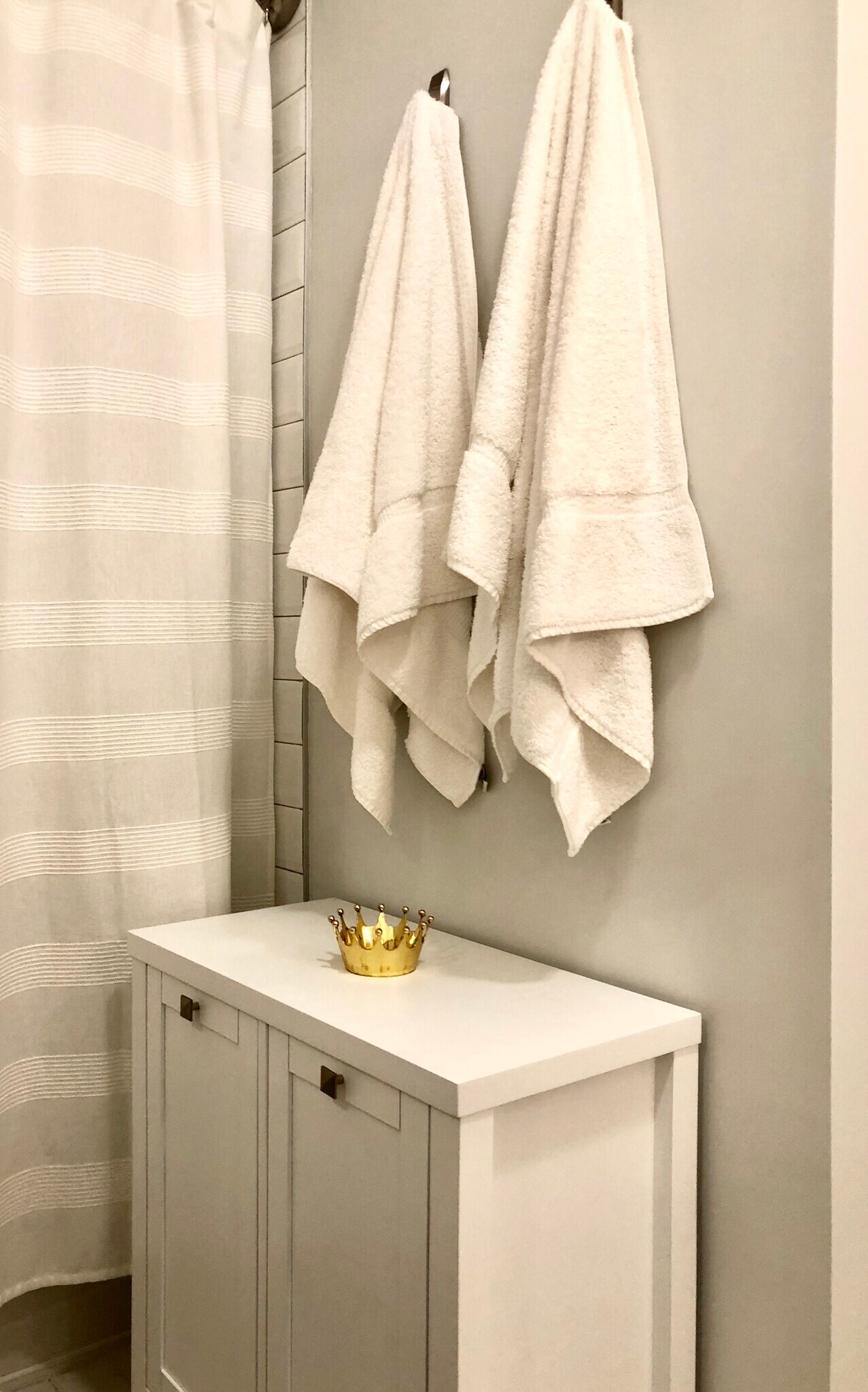 Building Photo - 1901 Summit Ave