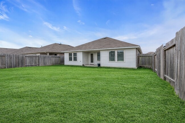 Building Photo - 18681 Swainboro Dr