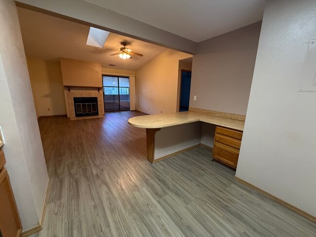 Building Photo - 6486 McNichols Ct