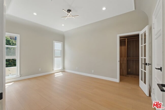 Building Photo - 1134 S Wooster St