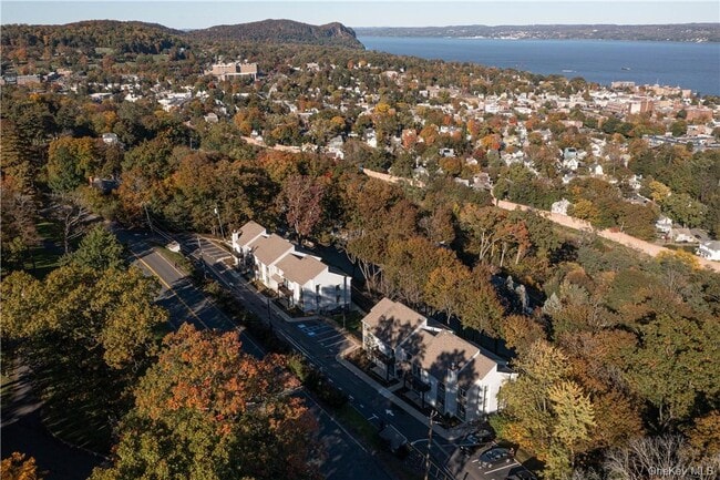 Building Photo - 8-12 S Boulevard Unit# 8-104