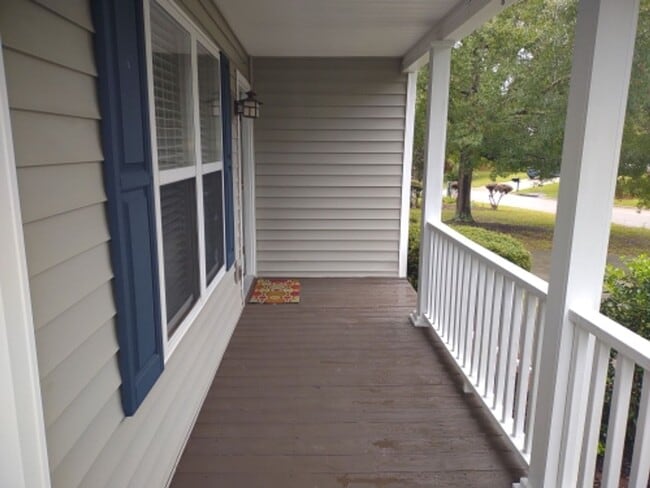 Building Photo - Fantastic Three Bedroom Home in Lexington!