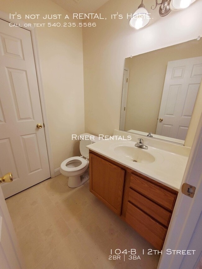 Building Photo - 104-B 12th Street-