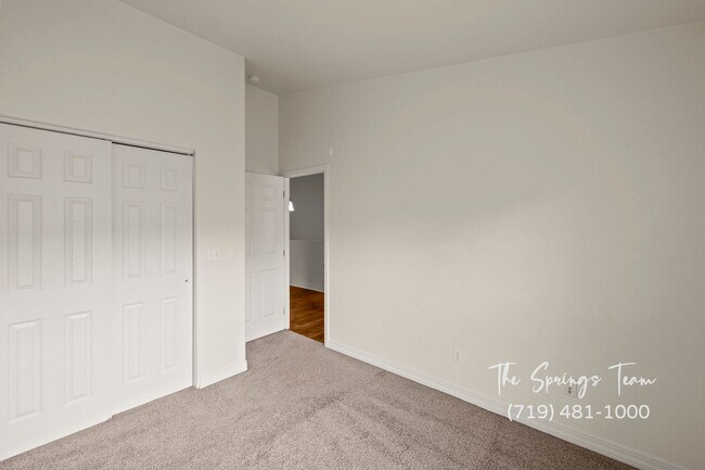 Building Photo - Pinnacle at Cheyenne Mountain Townhome wit...
