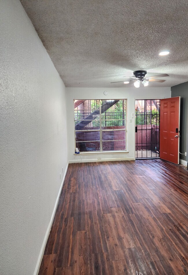 Building Photo - 1201 Nacogdoches