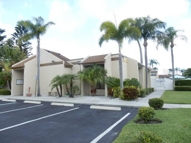 Building Photo - 9209 Seminole Blvd