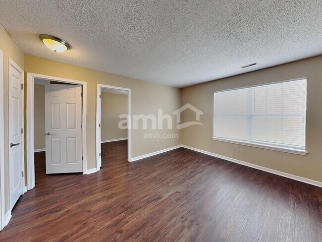 Building Photo - 17378 Austrian Pine Way