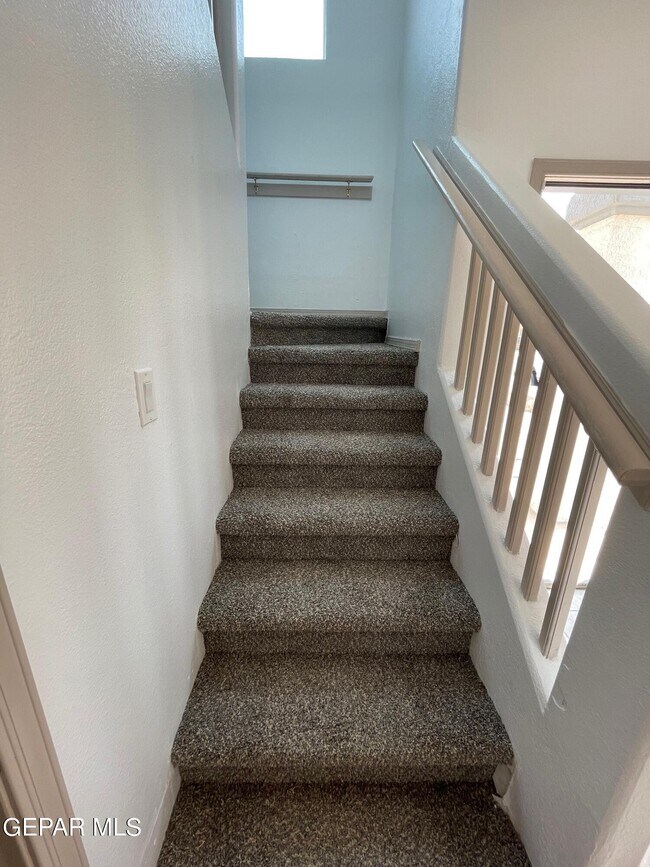 Building Photo - 12325 Tierra Arena Dr