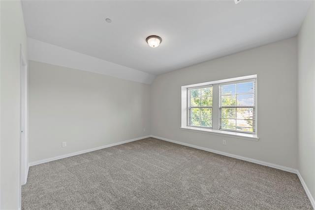 Building Photo - 7000 Kickapoo Dr