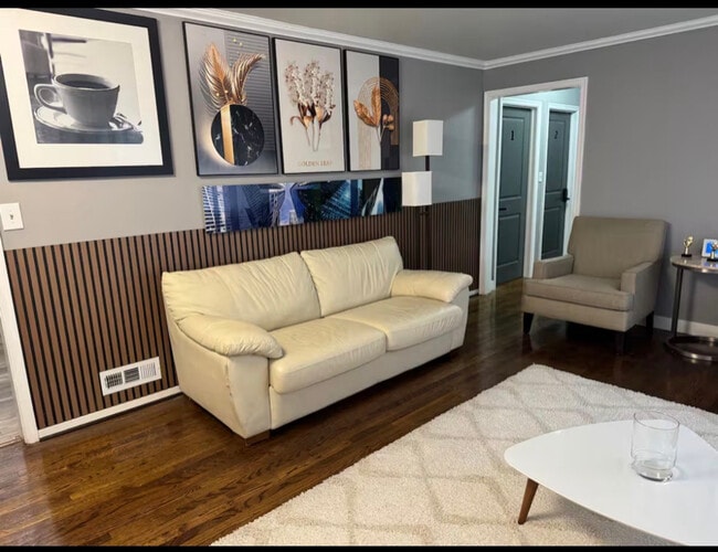 Building Photo - 7700 Chicago Ave