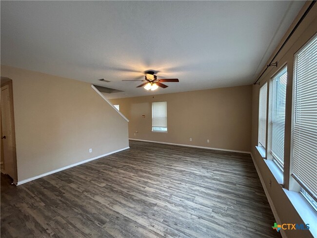 Building Photo - 381 Copper Path Dr