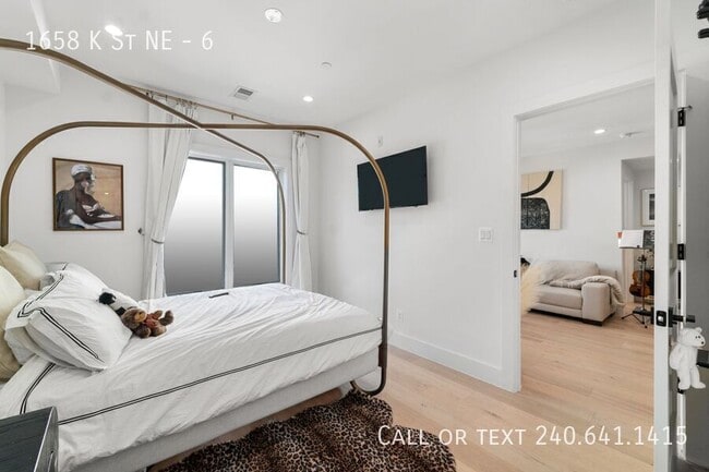 Building Photo - 1658 K St NE