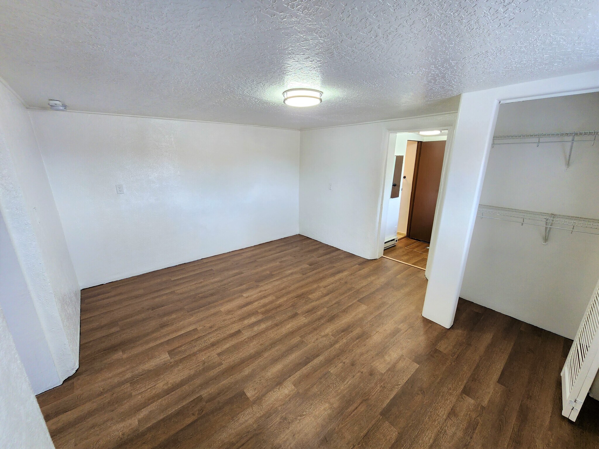 Building Photo - 738 Columbia St