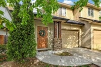 Building Photo - AVAILABLE JUNE 16