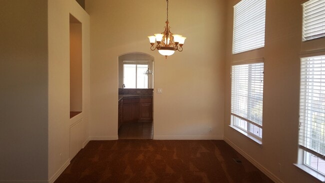 Building Photo - Amazing 4 Bedroom Home in Northwest Reno!