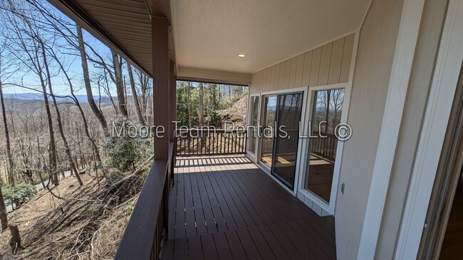 Building Photo - Charming 3-Bedroom Home in High Vista Gate...