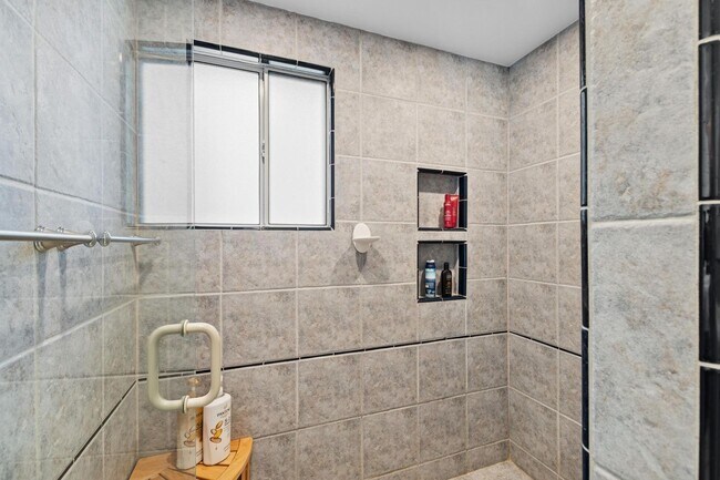 Building Photo - Whitefish Home with Great Lake Views