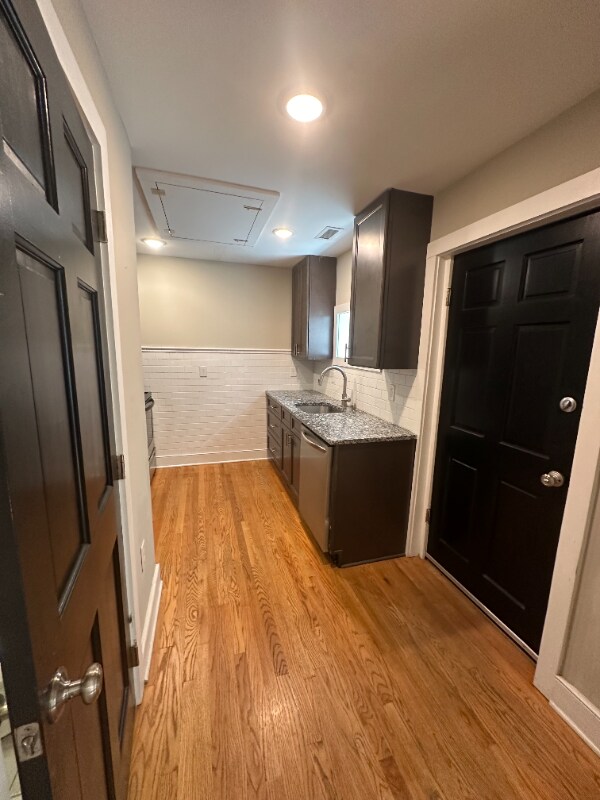 Building Photo - 417 Gilmer St