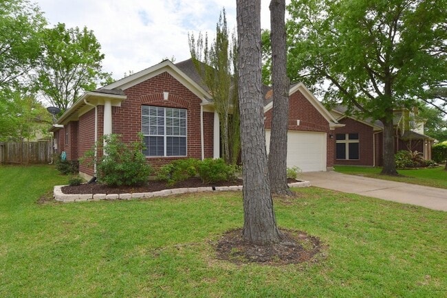 Building Photo - 20415 Lonestar Oak St