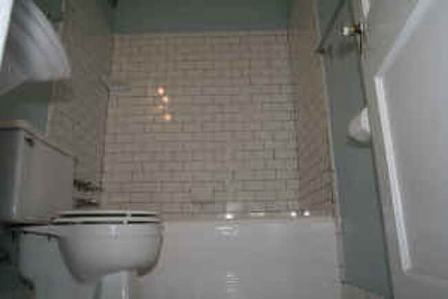 Building Photo - 3322 Stuart Ave