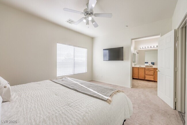 Building Photo - 7832 Blesbok Ct