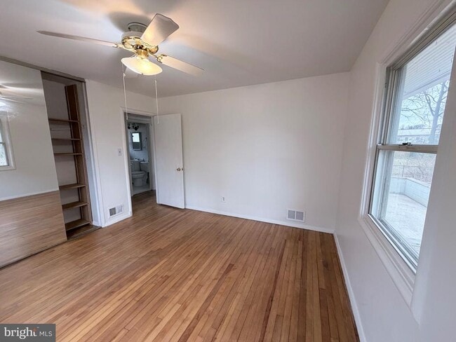 Building Photo - 2207 Luzerne Ave