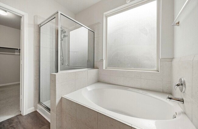 Building Photo - 17147 Devon Dogwood Trail