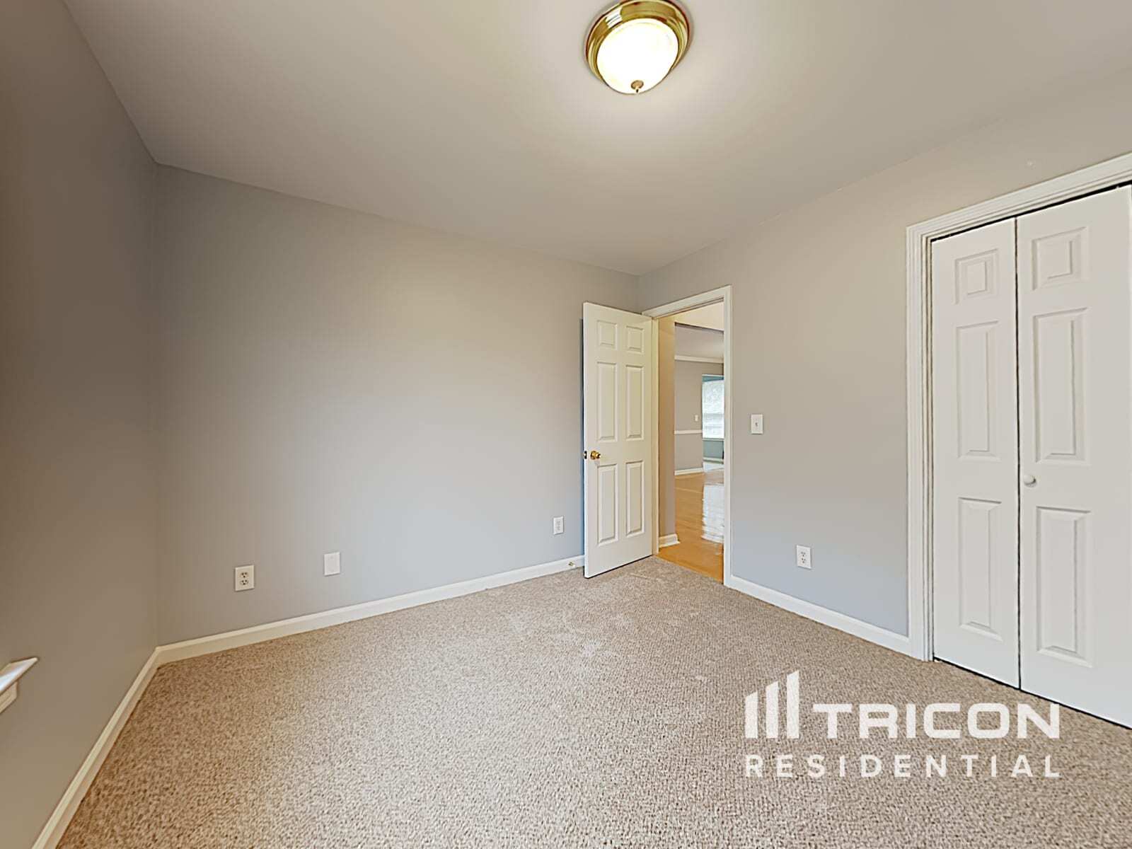 Building Photo - 1302 Waymar Way SW
