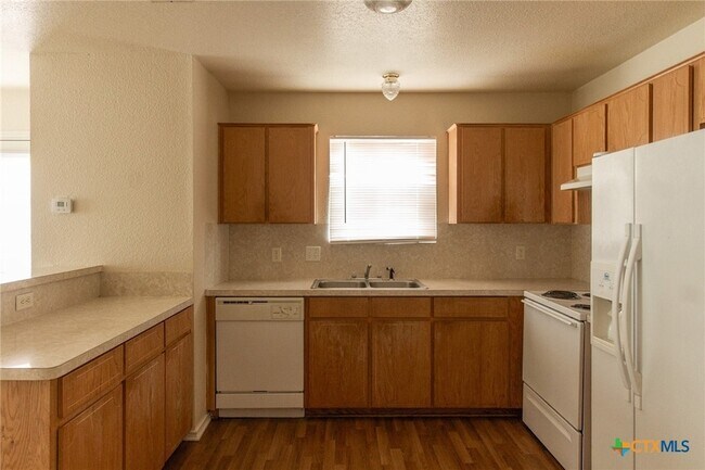 Building Photo - 4101 Gus Dr