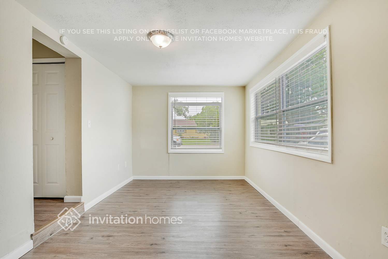 Building Photo - 4033 Castlegate Dr