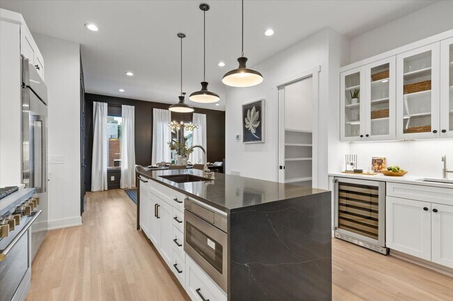 Building Photo - The Best Address in Germantown — Fully Furnished Executive Townhome, Move-In Ready | $8,995/Mo