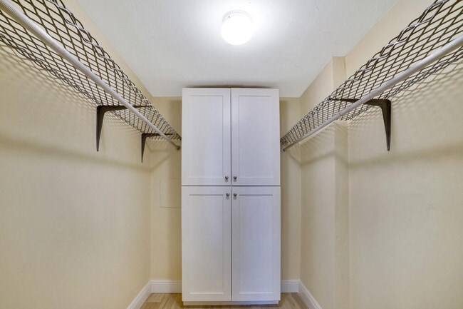 Building Photo - 4500 N Federal Hwy