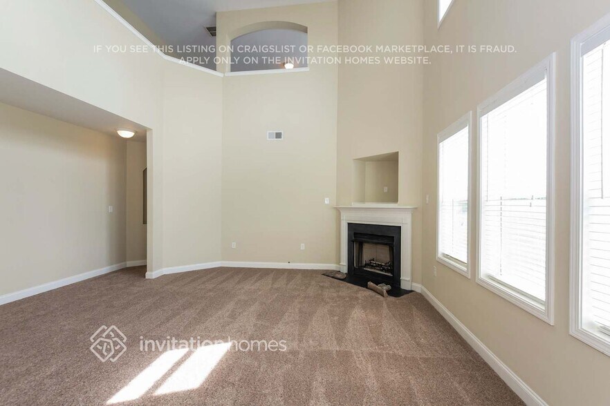 Building Photo - 9011 Magna Ln