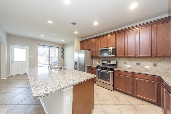 Building Photo - 8130 Heartbrook Field Ln
