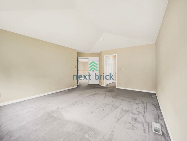 Building Photo - 4 Bed 2.5 Bath Single Family for Rent!