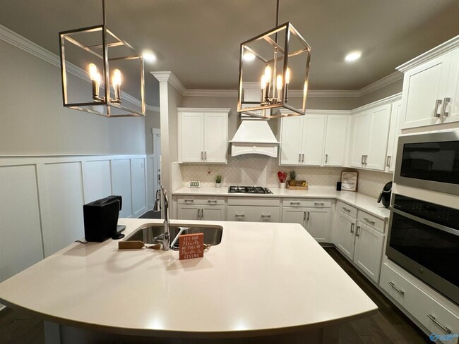 Building Photo - 414 Raleigh Elm Dr