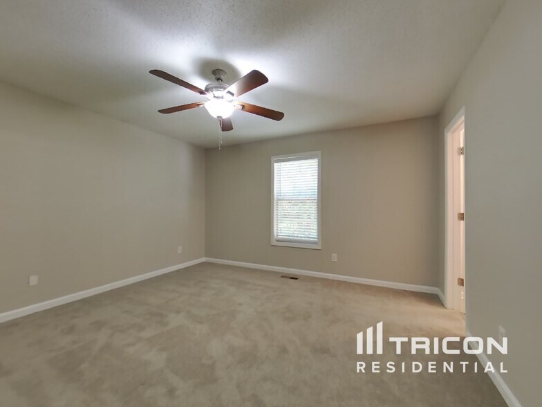 Building Photo - 108 Ivy Crest Dr