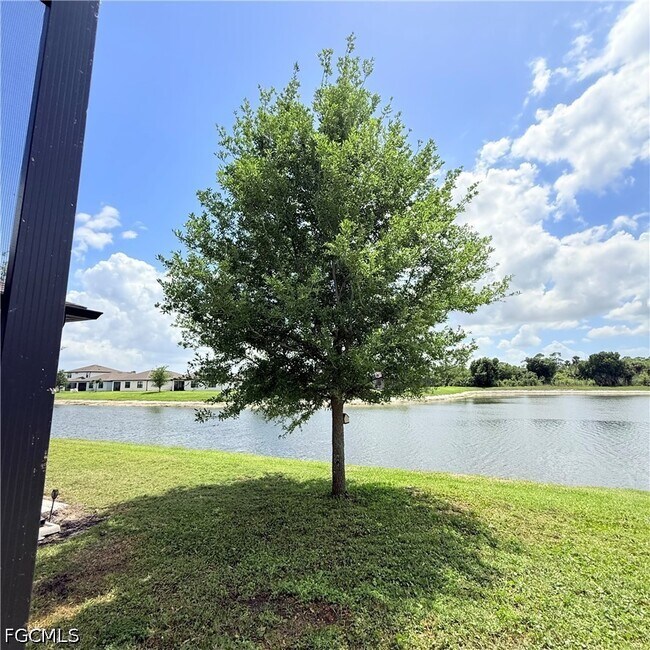 Building Photo - 10754 Marlberry Way