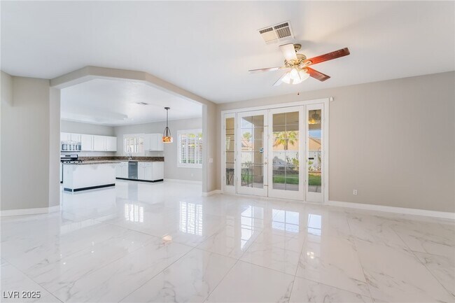 Building Photo - 8516 Summer Vista Ave