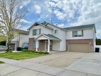 Building Photo - Spacious 3 Bed Home Near Hill AFB & I-15 – RV Parking + Fenced Yard