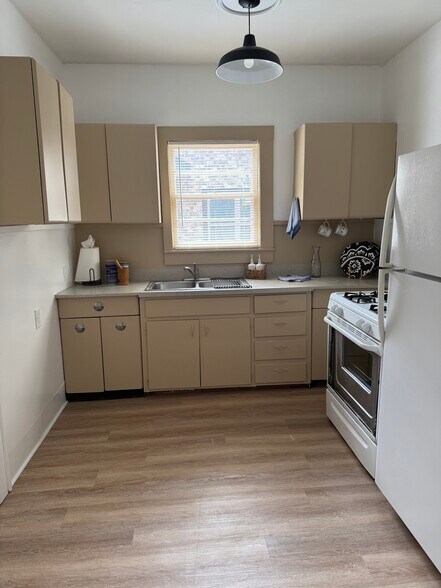 Kitchen - 2316 14th St